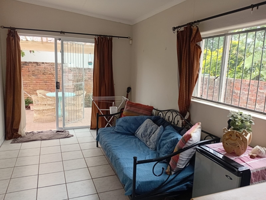 1 Bedroom Property for Sale in Beacon Bay Eastern Cape